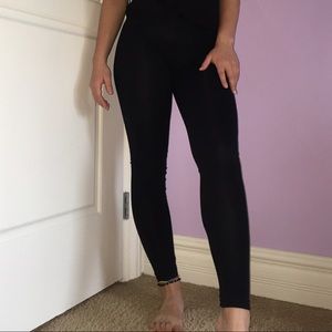 Black leggings